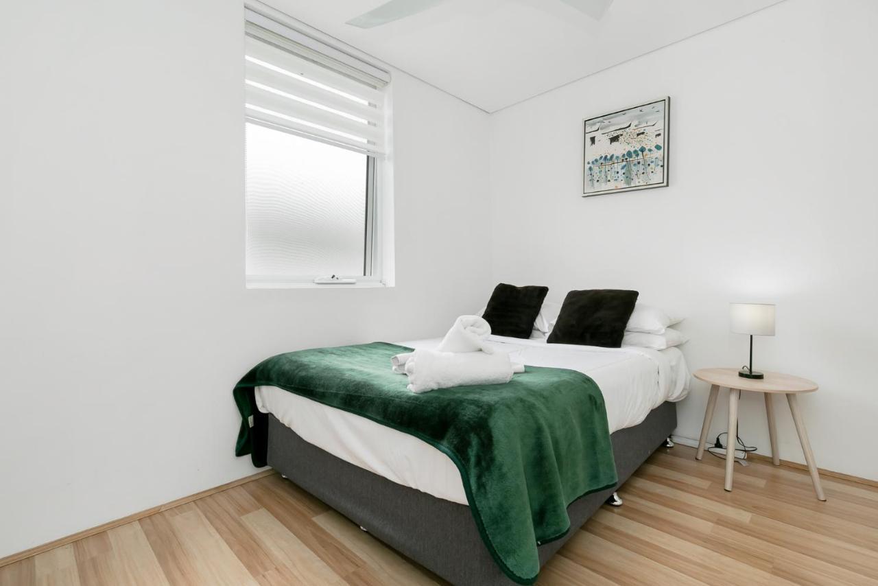 2X2 Modern Apartment Near Airport And City Perth Eksteriør billede