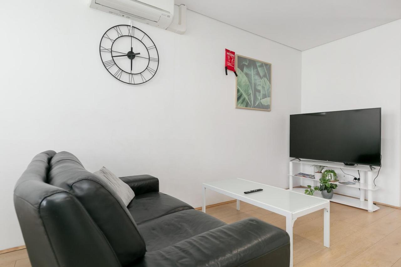 2X2 Modern Apartment Near Airport And City Perth Eksteriør billede