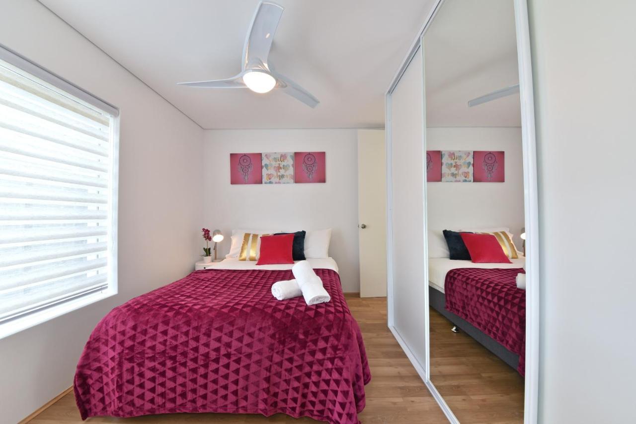 2X2 Modern Apartment Near Airport And City Perth Eksteriør billede