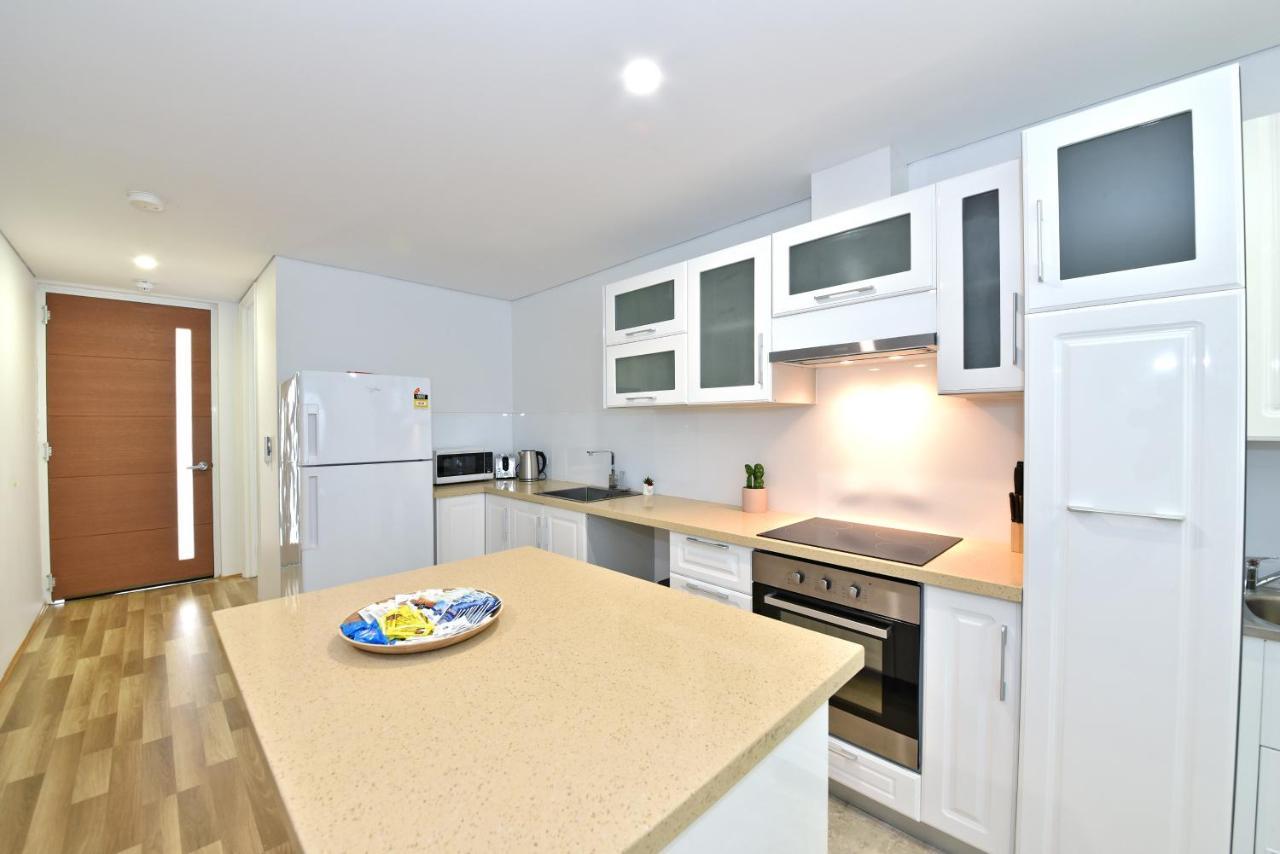 2X2 Modern Apartment Near Airport And City Perth Eksteriør billede