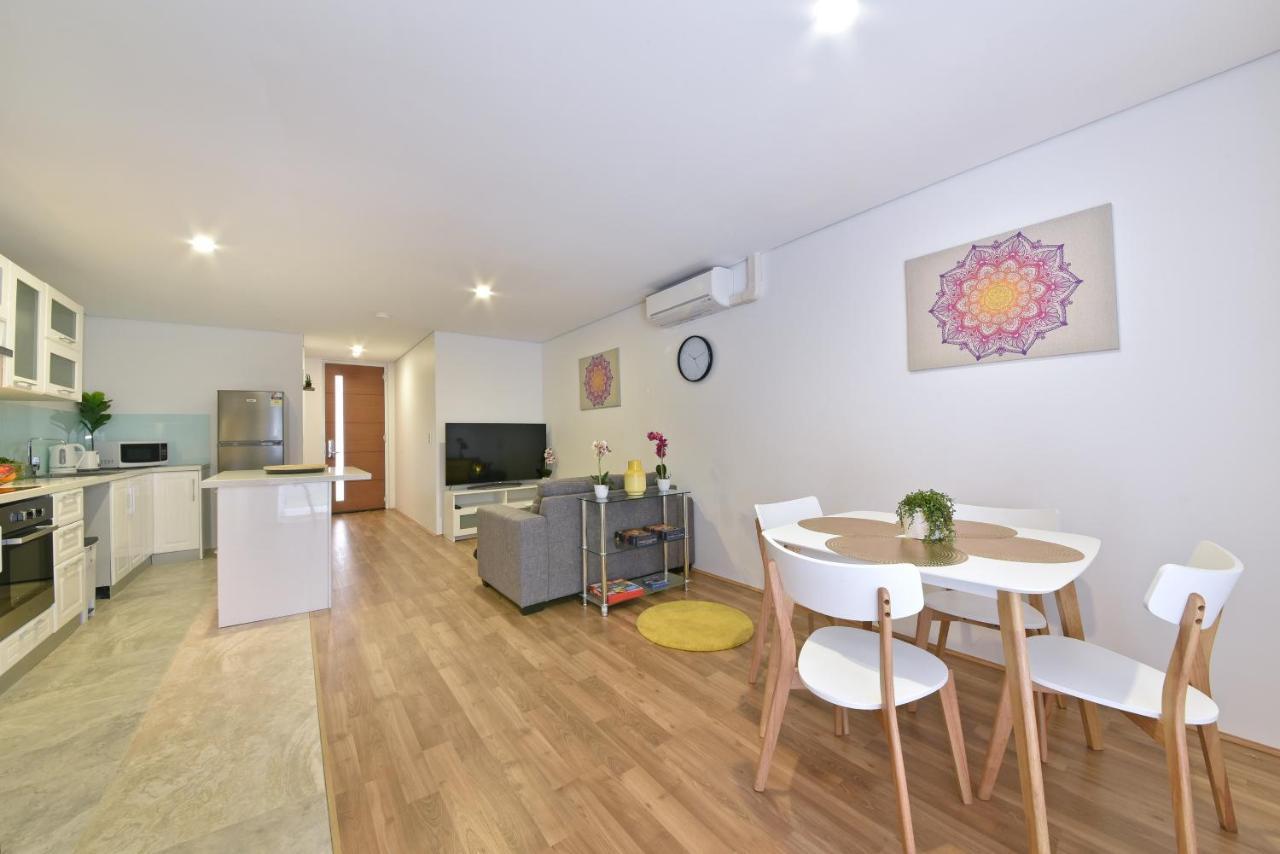 2X2 Modern Apartment Near Airport And City Perth Eksteriør billede