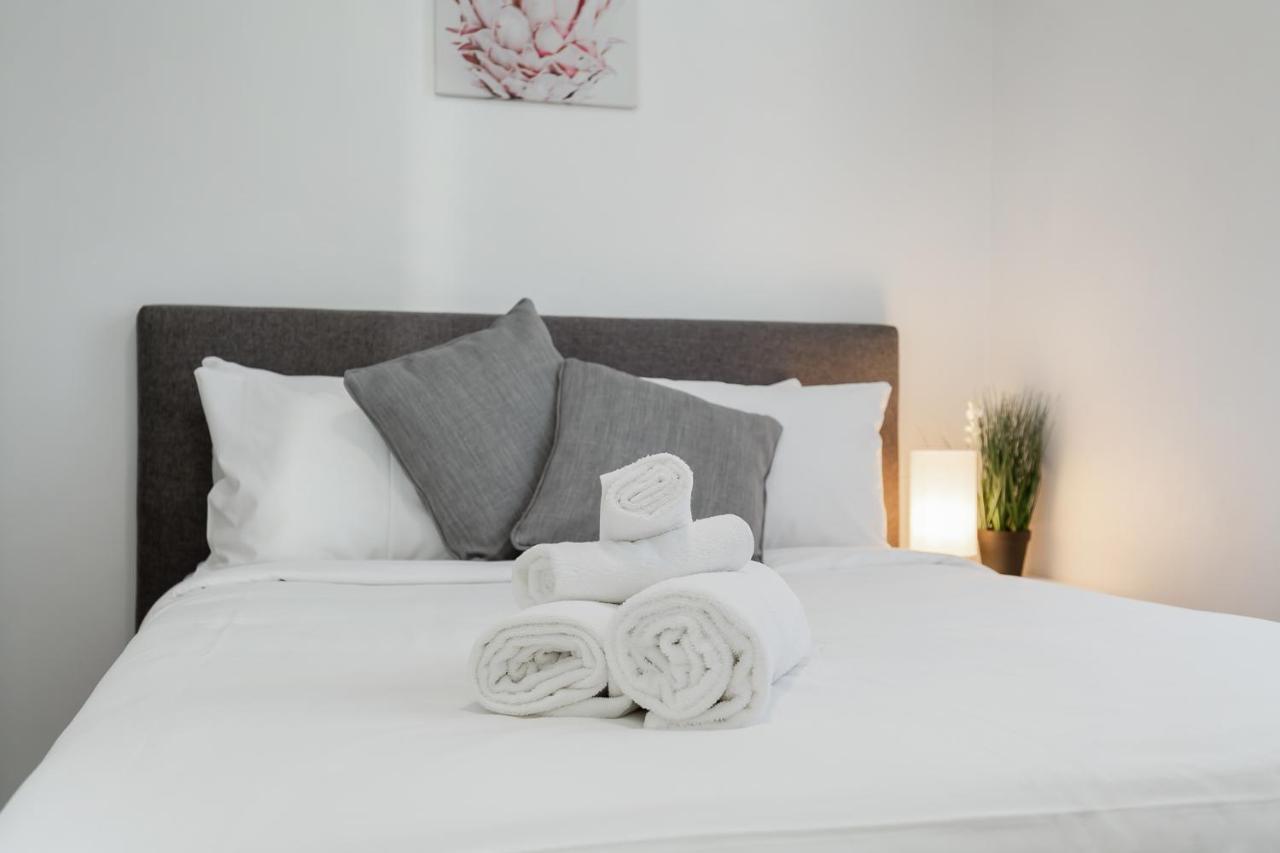 2X2 Modern Apartment Near Airport And City Perth Eksteriør billede